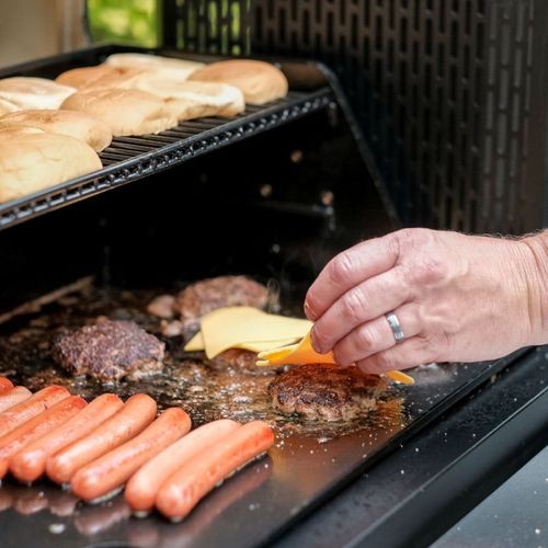 Barbecue à Charbon Masterbuilt Gravity Series 800