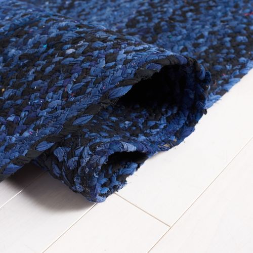 Tapis Braided 152 X 244 Cm Chalet De Campagne Lilou Bleu Marine