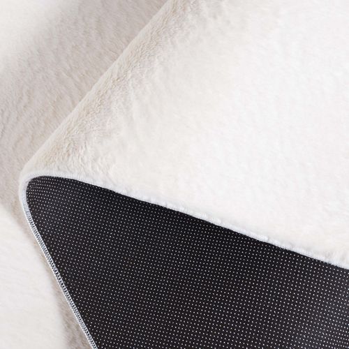 Tapis Faux Rabbit Fur 183 X 274 Cm Solide Et Tonale Lulee Ivory