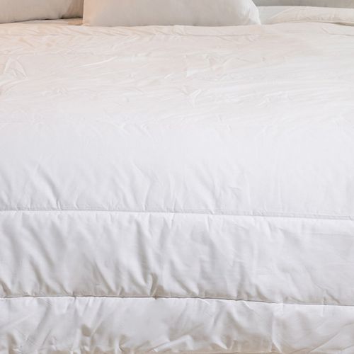 Couette Chaude 240x260cm Anti-punaises De Lit