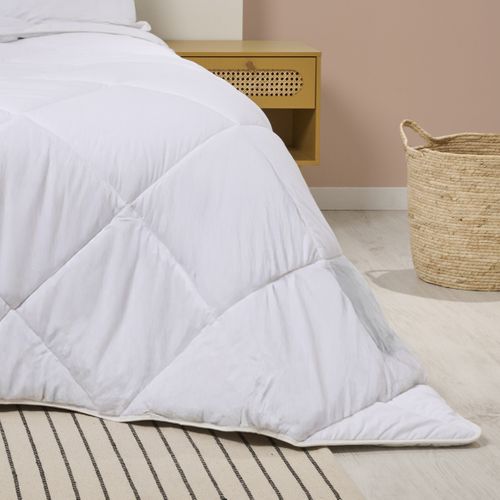 Pack Couette Chaude 240x260cm + 2 Oreillers Moelleux 60x60cm Lavable à 95°c