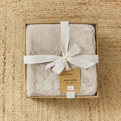 Plaid Fausse Fourrure 130x150 Cm