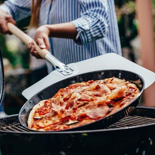 Ensemble Plaque à Pizza Perforée 32 Cm Et Roulette Fm Professionnal