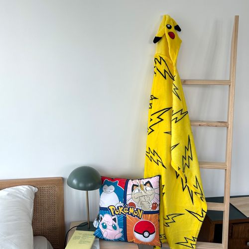 Cape Plaid Imprimée 100% Polyester, Pokémon Éclair Jaune 120x125cm