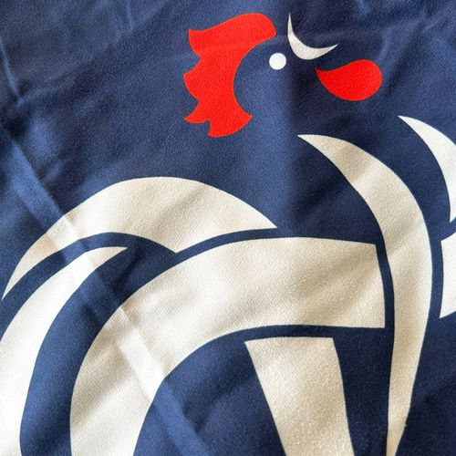 Serviette De Bain Et De Plage En Microfibre, Fff Repeat Bleu 70x140cm