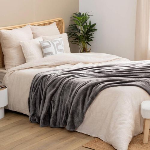 Plaid En Flanelle Uni "ollis" 240x260cm Gris Foncé