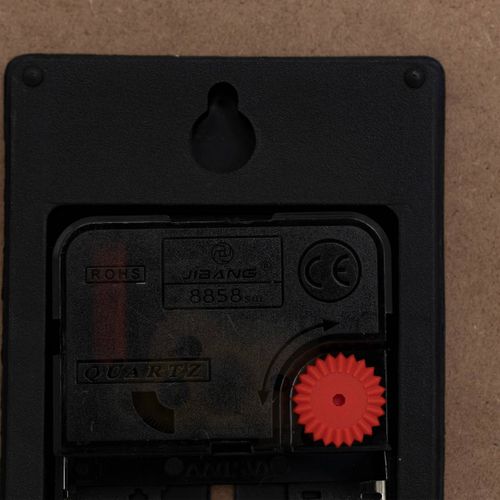 Pendule Murale Marron Tonka Effet Tissé D 30 Cm