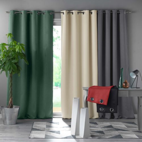 Rideau Occultant Uni à Oeillets - 135x240 Cm - Rouge