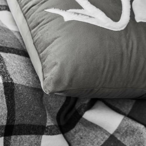 Coussin Déhoussable 45 × 45 Cm – Velours Uni et Imitation Fourrure – Vik Anthracite