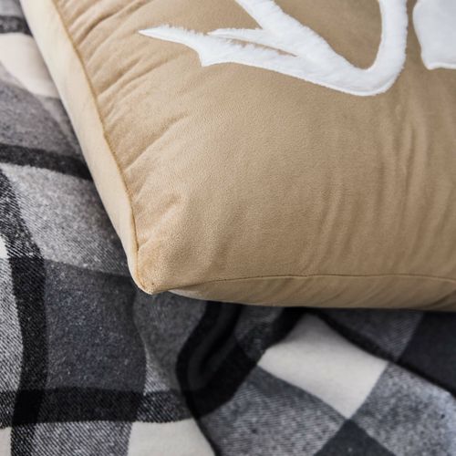 Coussin Déhoussable 45 × 45 Cm – Velours Uni et Imitation Fourrure – Vik Sable