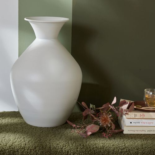 Vase En Métal Moka