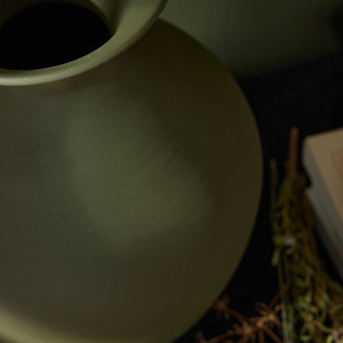 Vase En Métal Moka