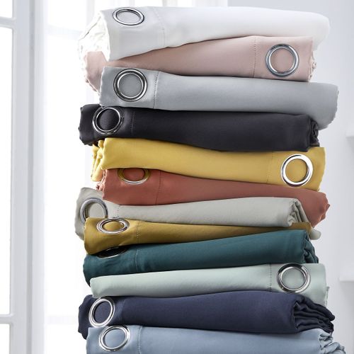 Rideau Occultant à Oeillets 140x240cm Uni Rose Des Sables