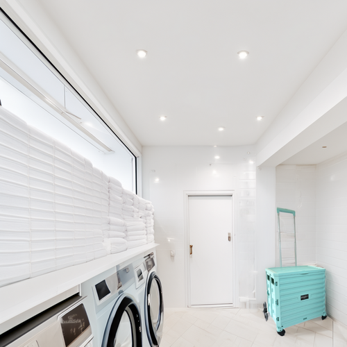 Chariot De Course 8 Roues - Pliable - Plastique - Avec Couvercle - Bleu Turquoise - 70kg