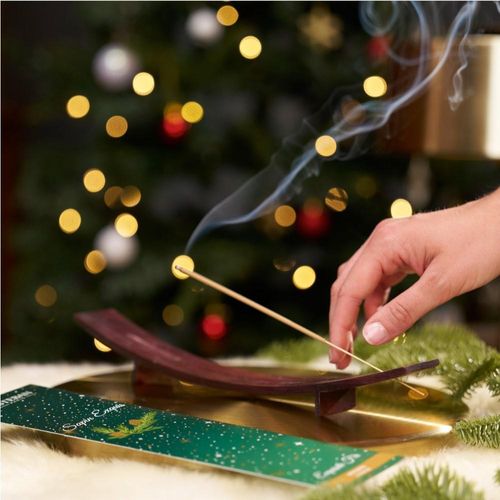 Encens Sapin Exquis En Bois