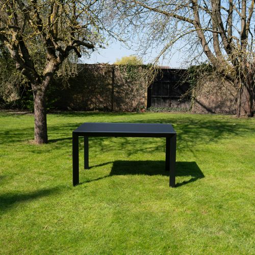 Table De Jardin 6/10p En Aluminium Et Plateau En Verre Poli Noir Modulo
