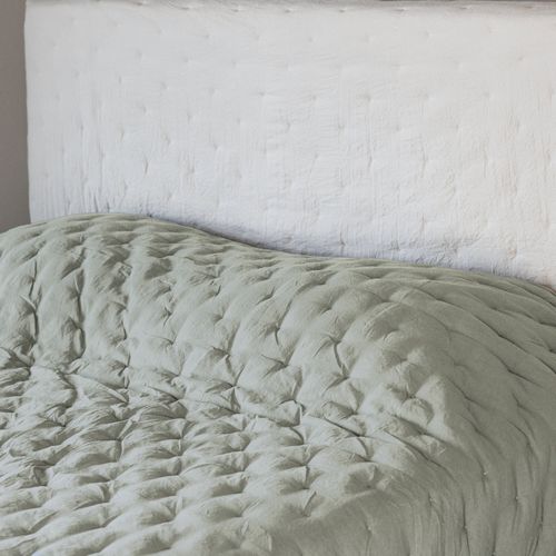 Couvre-lit 220x240 Cm Celeste Velours Piquage Points Brodés Vert Lichen