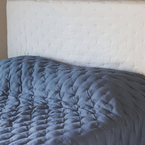 Plaid 150x200 Cm Celeste Microfibre Points Brodés Bleu Métal