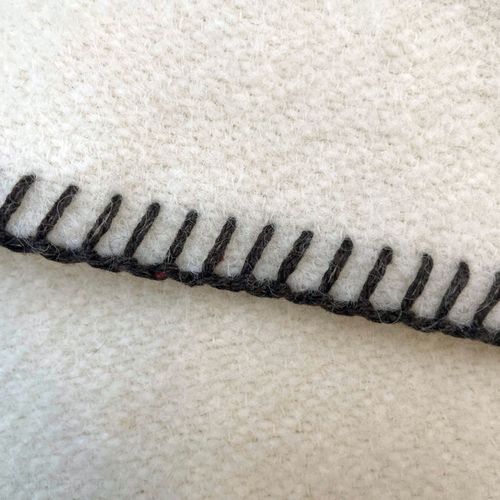 Couverture 100% Laine Grattée 2 Faces 240x260 Cm Aspen Blanc Fil Gris