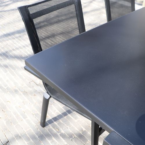 Ensemble Blackstar 8/12p En Alu Noir Et Verre Noir Avec 8 Fauteuils Et 4 Chaises Pliantes En Alu