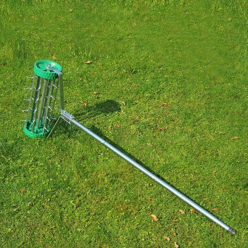 Rouleau Aérateur Pour Pelouse Vert