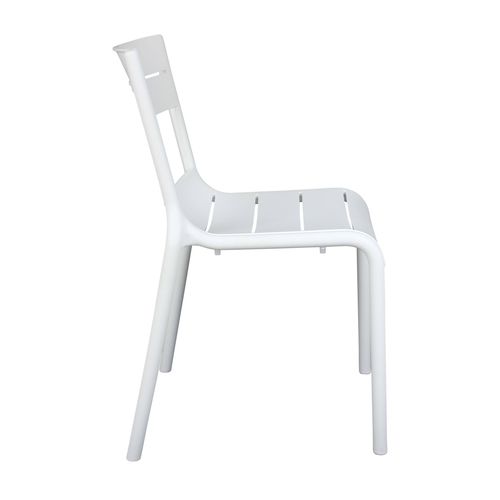 Chaise Blanche De Terrasse En Plastique