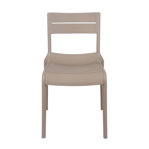 Chaise Beige De Terrasse En Plastique
