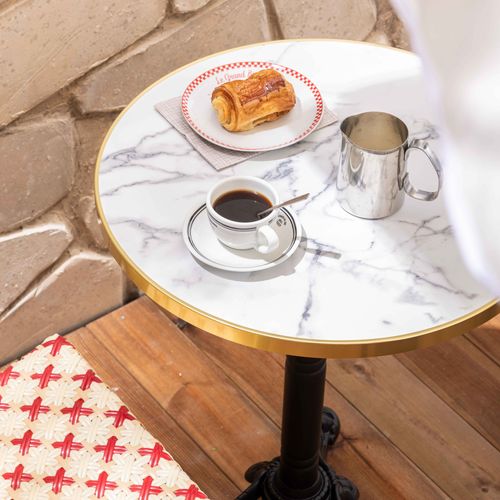 Ensemble Table De Terrasse Marbre Blanc Et 2 Chaises Rouge