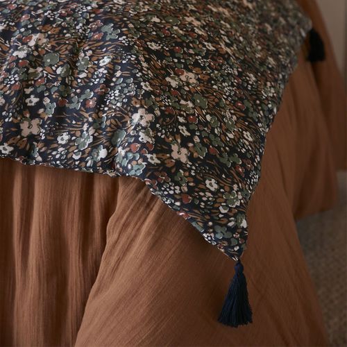 Chemin De Lit 90x200cm Gaze De Coton Bleu Imprimé Fleur Détail 4 Pompons - Adonis