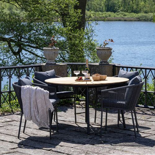 Table De Jardin Ronde 130cm Plateau En Lames De Teck Et Pieds Métal Noir - Karrige