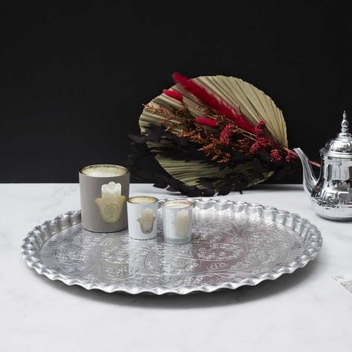 Plateau Décoratif D.47,5cm En Métal Argenté Motif Ornemental - Marrakech