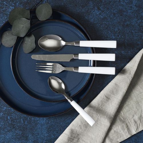 Range Ménagère Blanc Avec 16 Pièces En Inox Manches Blanc En Plastique -