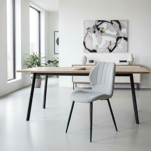 Lot De 4 Chaises En Tissu Polyester Maillé Gris Clair Et Pieds En Métal Laqué Noir - Maldi