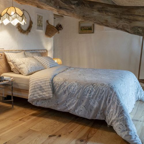 Housse De Couette 200x200cm Coton Imprimé Recto Floral Verso Rayé Beige - Cottage