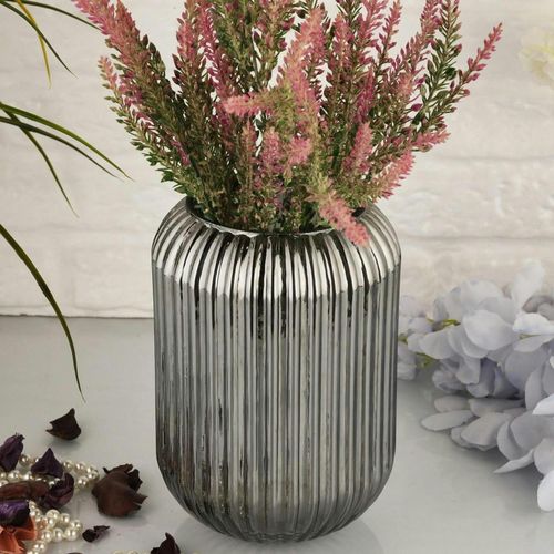Vase En Verre Rainuré Fumé – Style Moderne Chic