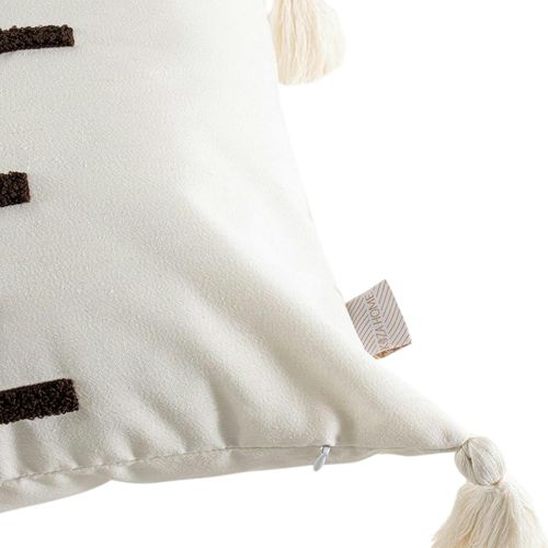 Coussin En Lin à Pompons – Rayures En Bouclette Marron Izmir