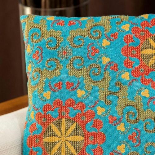 Coussin Rétro Multicolore – Fleurs Sur Fond Bleu Izmir