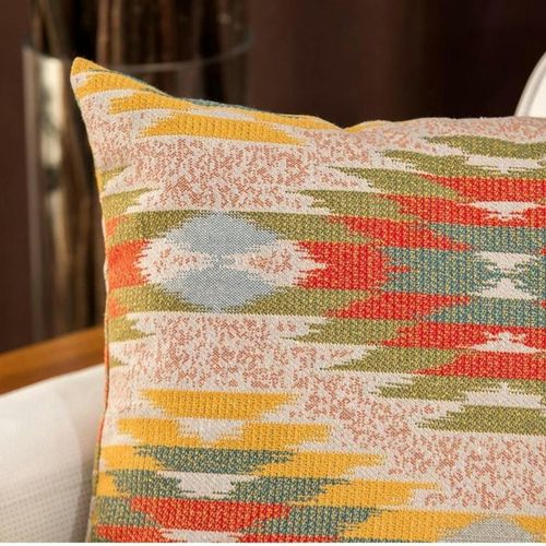 Coussin Bohème Multicolore – Motif Kilim, Fond Beige Izmir