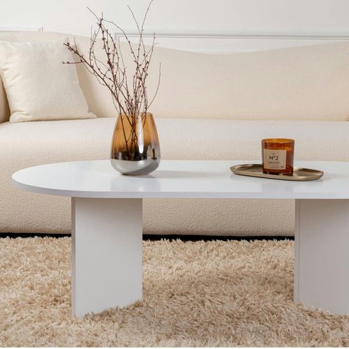 Table Basse Ovale Blanche Effet Laque - Pieds En V Marfa