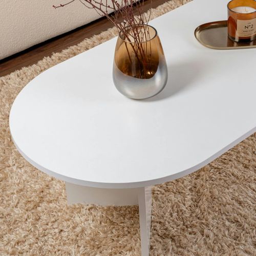 Table Basse Ovale Blanche Effet Laque - Pieds En V Marfa