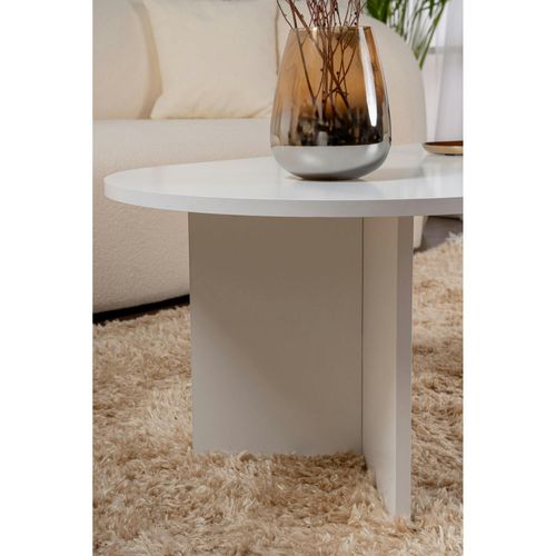 Table Basse Ovale Blanche Effet Laque - Pieds En V Marfa