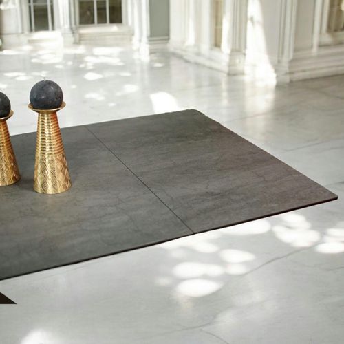 Table à Manger En Céramique Grise Avec Pied En Croix 180-280 Cm Lombardie