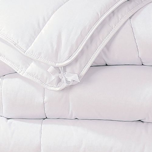 Couette 4 Saisons 240x220 Blanc En Polyester