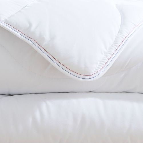 Couette Tempérée 260x240 Blanc En Polyester