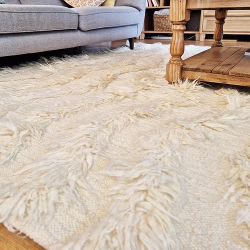 Tapis Shaggy 120x170 Rectangle Fait Main Crème En Laine Motif Uni Flokata