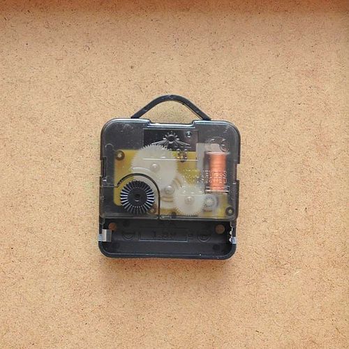 Horloge Murale Rafraîchissante Mojito Design Vibrant 40 X 40 Cm Blanc