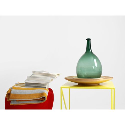 Table D’appoint Carré En Métal Jaune