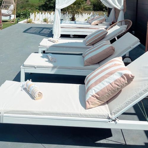 Matelas Bain De Soleil Extérieur Imperméable Minorque - 60x190 Cm - Ecru