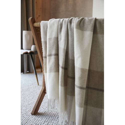 Plaid à Franges Pur Laine "marius" 140 X 200 Cm L'effet Papillon