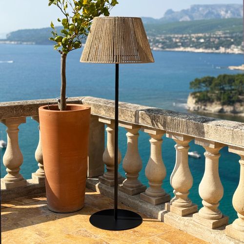 Lampadaire Solaire Tall Raffy En Polyrotin H170cm